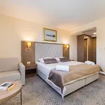 Bella Vista 4*
