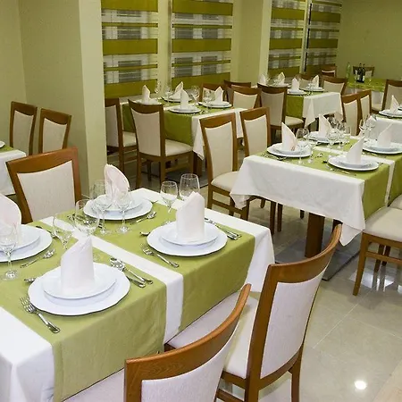 Bella Vista فندق درفينيك