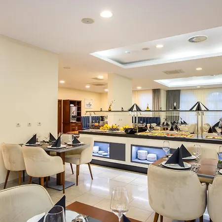 Bella Vista درفينيك