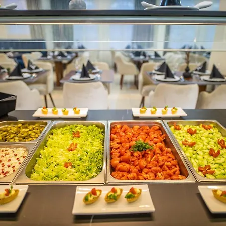 فندق Bella Vista 4*