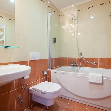 Bella Vista 4*