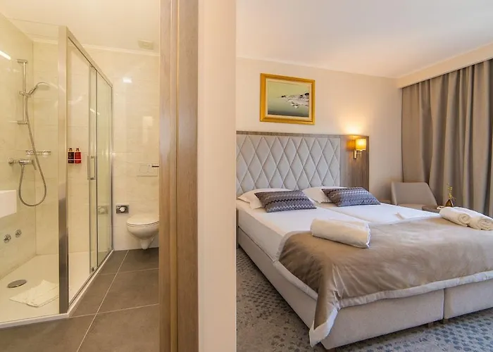 Bella Vista Hotel 4*