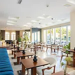 Bella Vista Hotel 4*