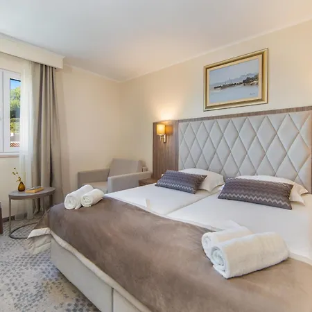 Bella Vista Hotel Drvenik (Split-Dalmatia)
