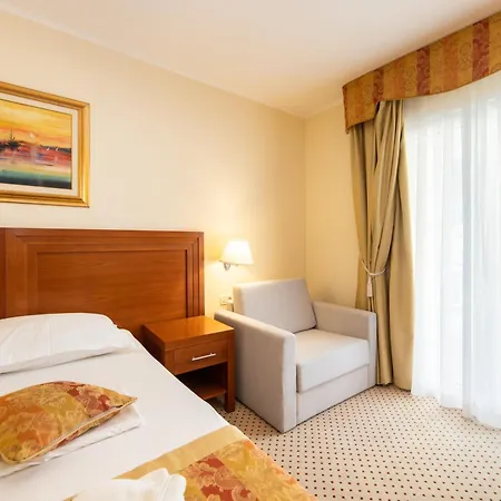 فندق Bella Vista درفينيك