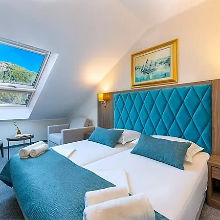 Bella Vista 4*