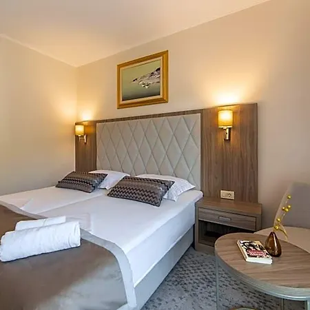 Готель Bella Vista 4*