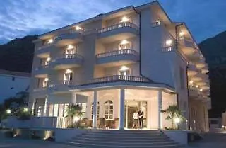 Bella Vista