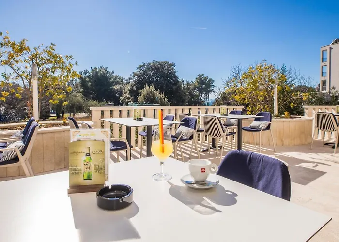 Bella Vista ホテル