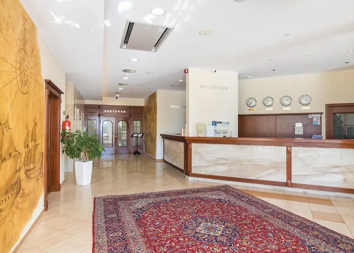 Bella Vista 4*