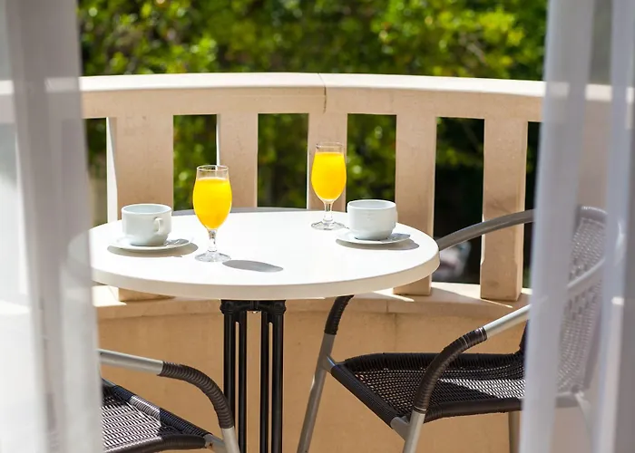 فندق Bella Vista 4*