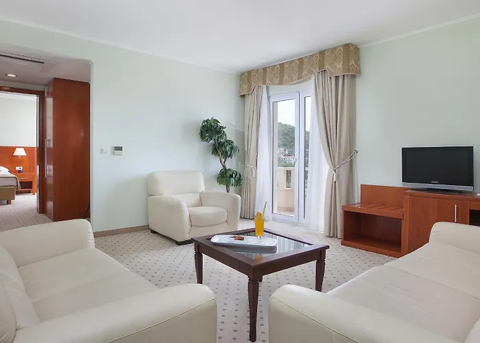 Bella Vista 4*