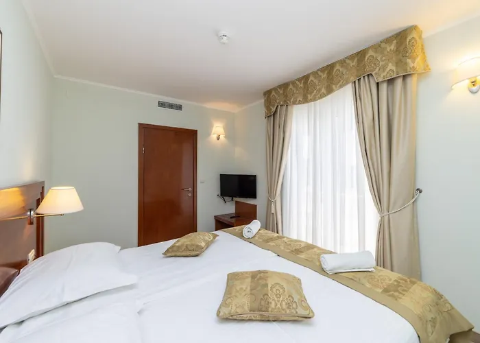 Bella Vista 4*